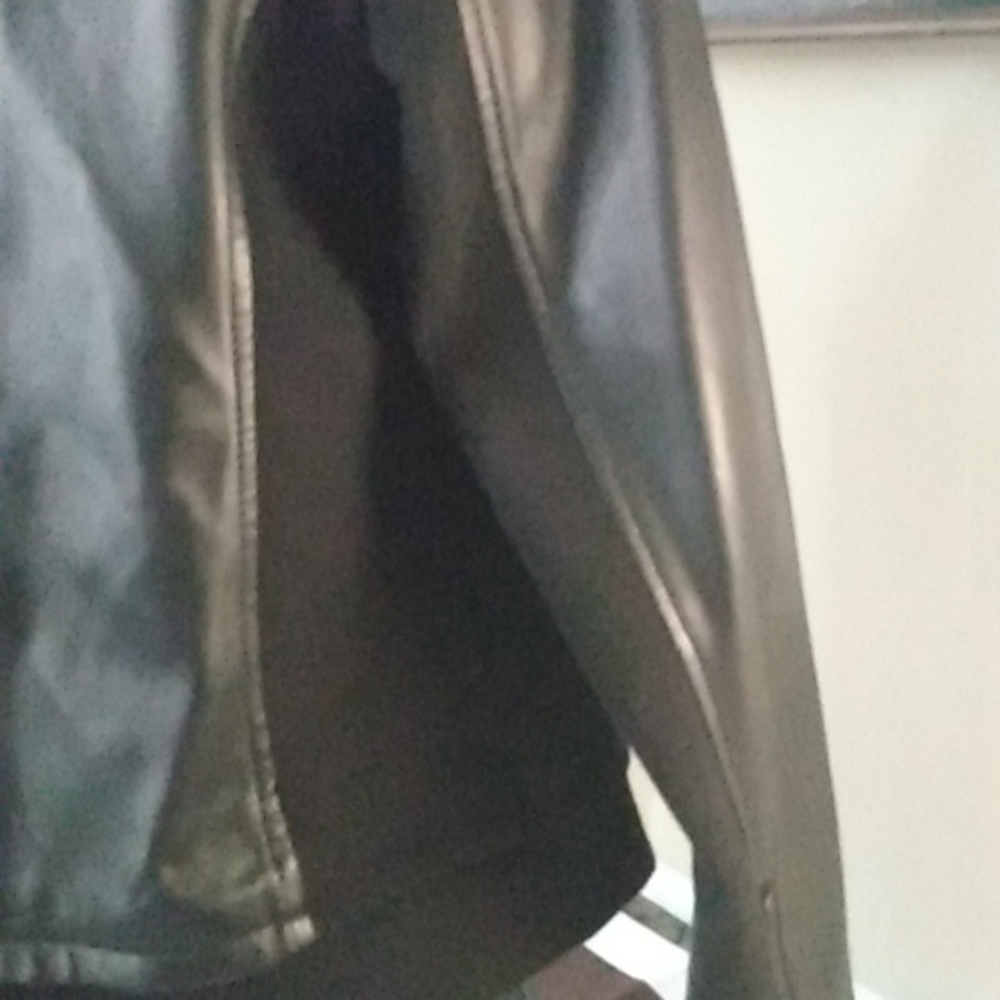 Jacket - Picture 8 of 12